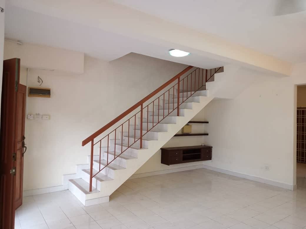 CHEAPEST DOUBLE STOREY @ SEMENYIH, SEMENYIH