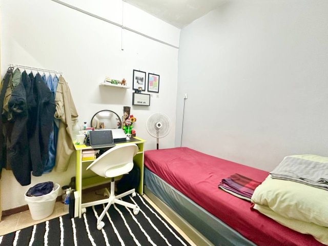 Photo 6 of 7